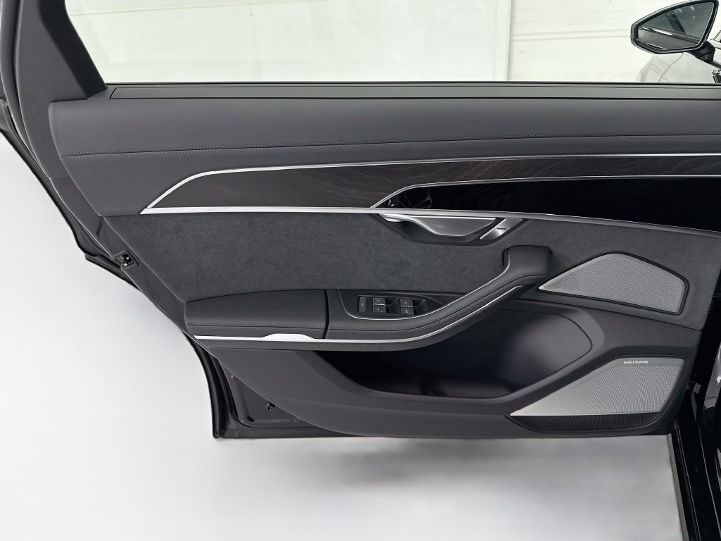 New 2026 Audi A8 L 3.0T AWD/4WD image 25