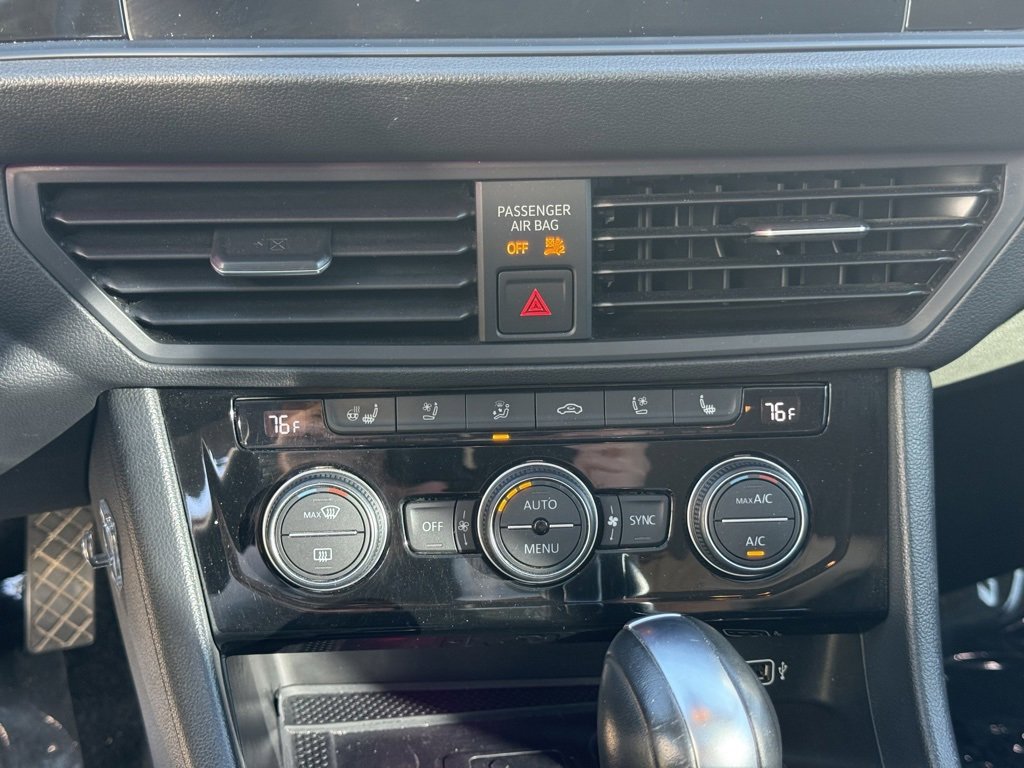 Used 2020 Volkswagen Jetta SEL Premium image 19