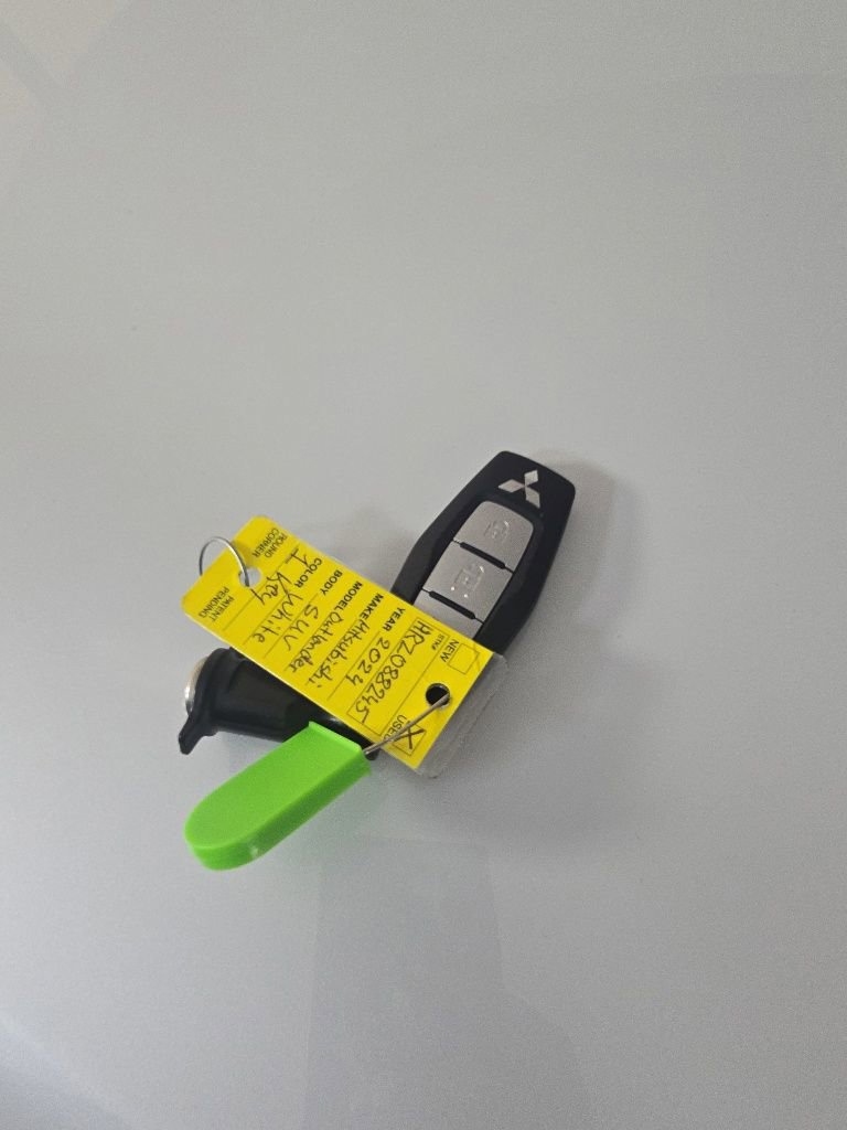 Used 2024 Mitsubishi Outlander ES FWD image 29