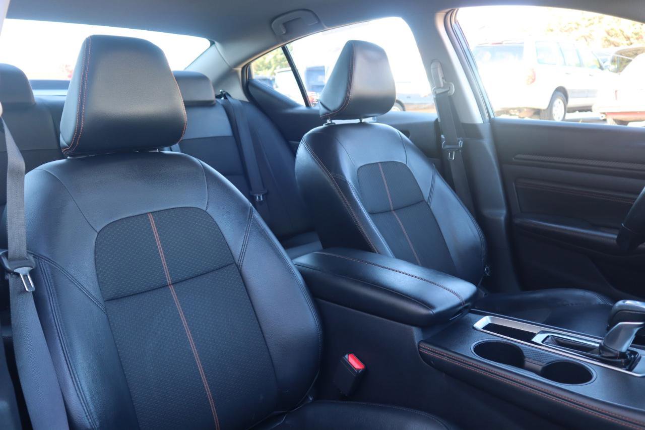 Used 2019 Nissan Altima 2.5 SR FWD image 38