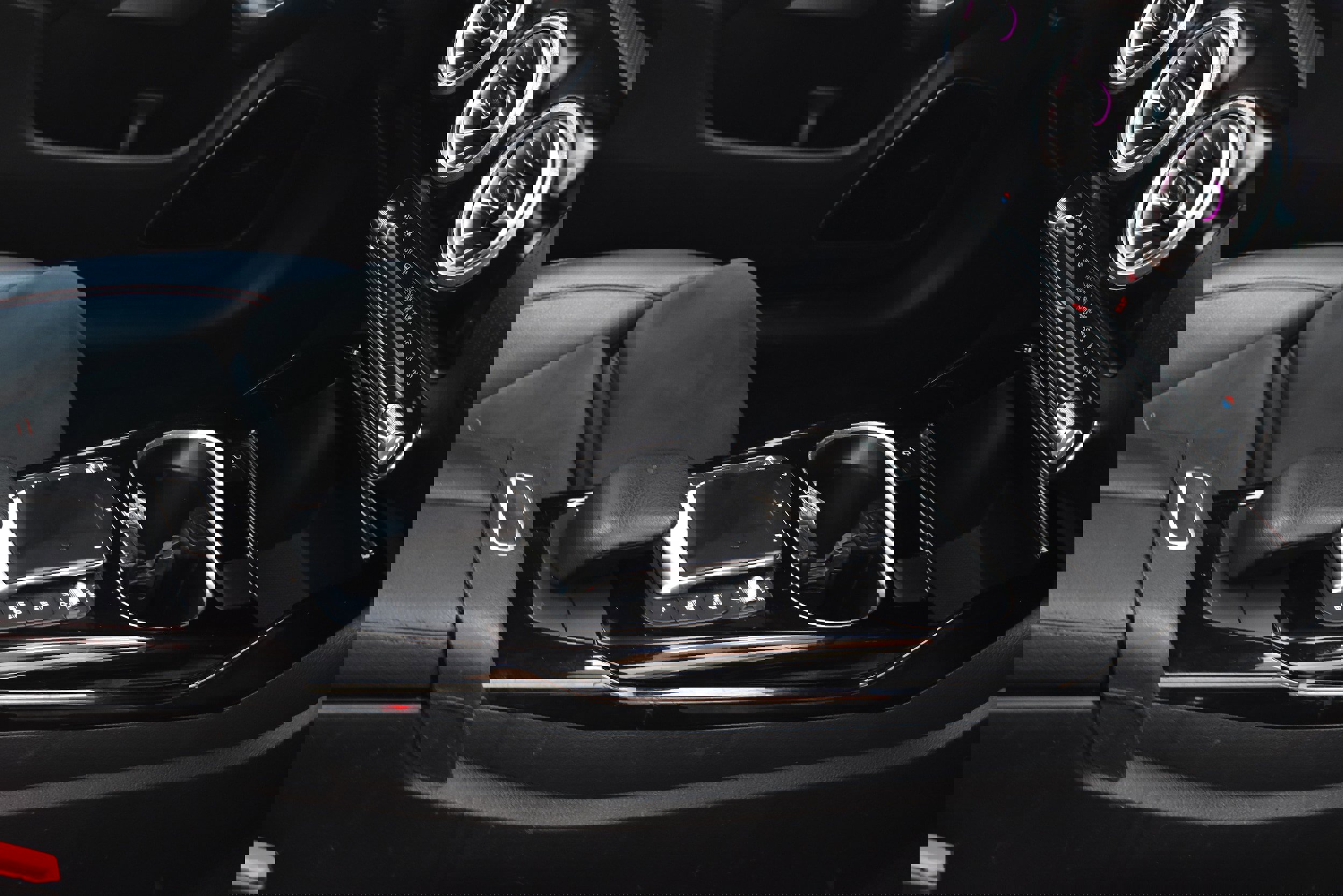 Used 2023 Mercedes-Benz CLA 35 AMG 4MATIC image 28