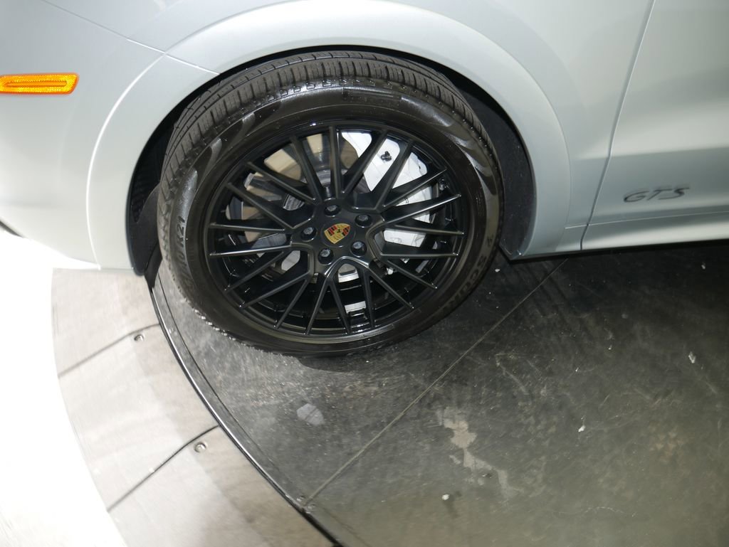 Certified 2021 Porsche Cayenne GTS AWD/4WD image 15