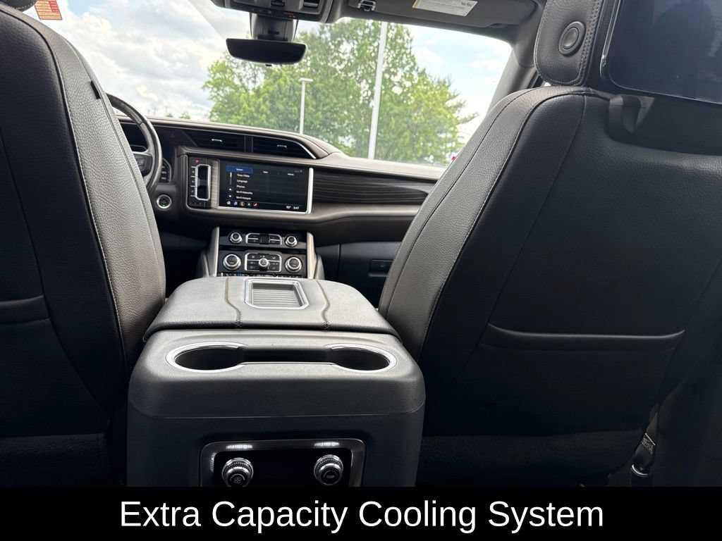 Used 2021 GMC Yukon XL Denali w/ Denali Ultimate Package AWD/4WD image 28