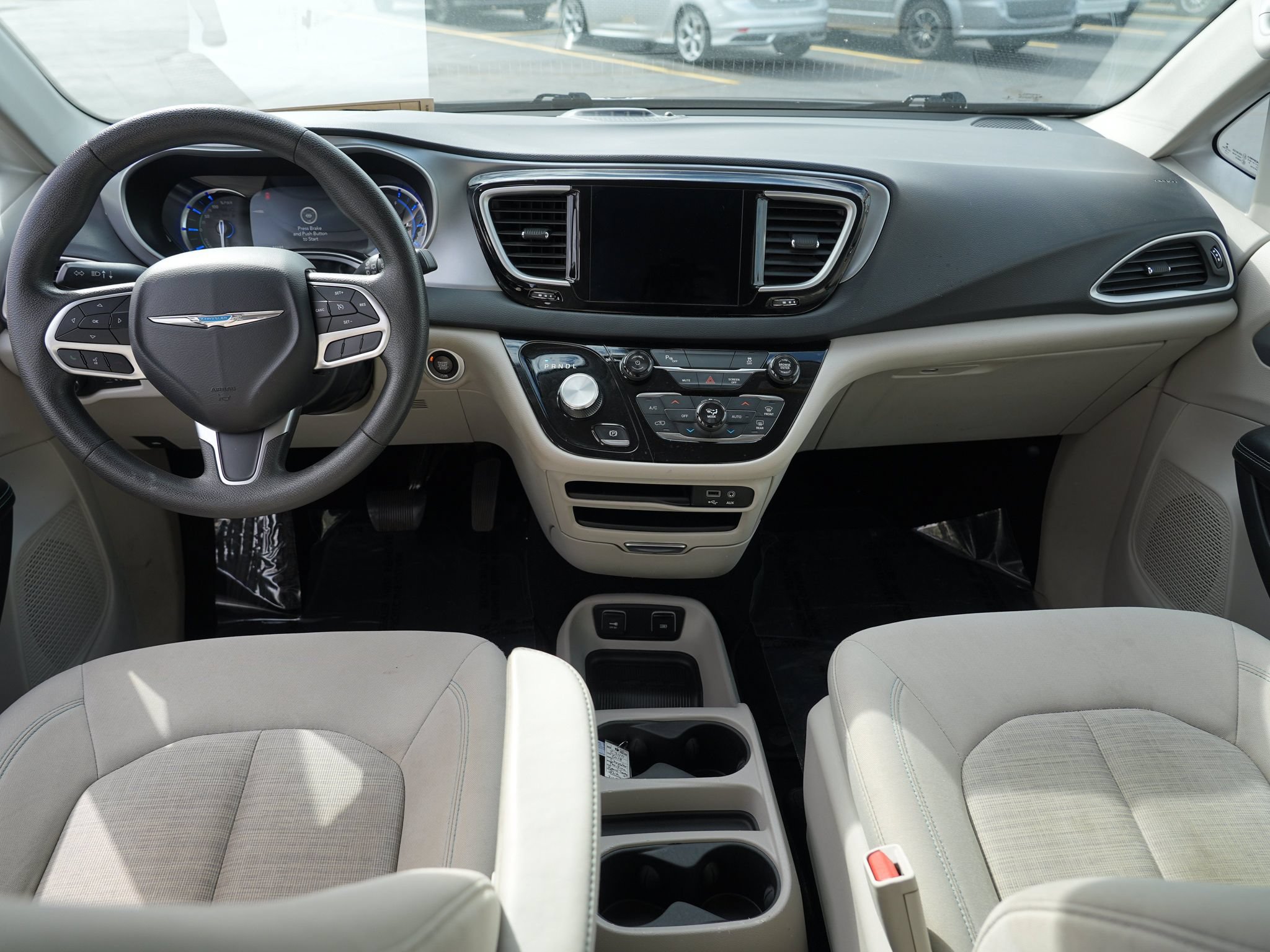 Used 2018 Chrysler Pacifica Touring Plus FWD image 26