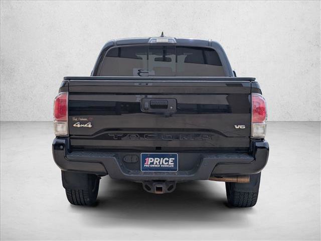 Used 2017 Toyota Tacoma Limited w/ Tow Package AWD/4WD image 6