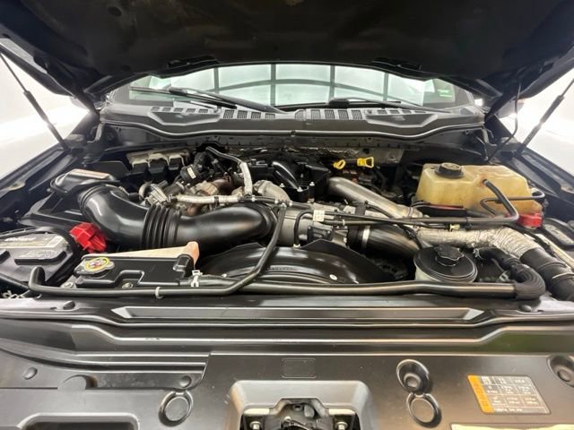 Used 2017 Ford F450 Lariat w/ Lariat Ultimate Package AWD/4WD image 28