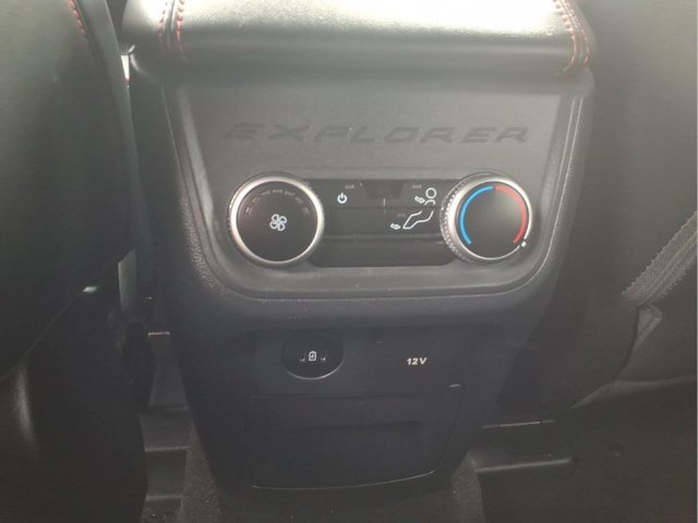 Certified 2025 Ford Explorer ST-Line AWD/4WD image 13