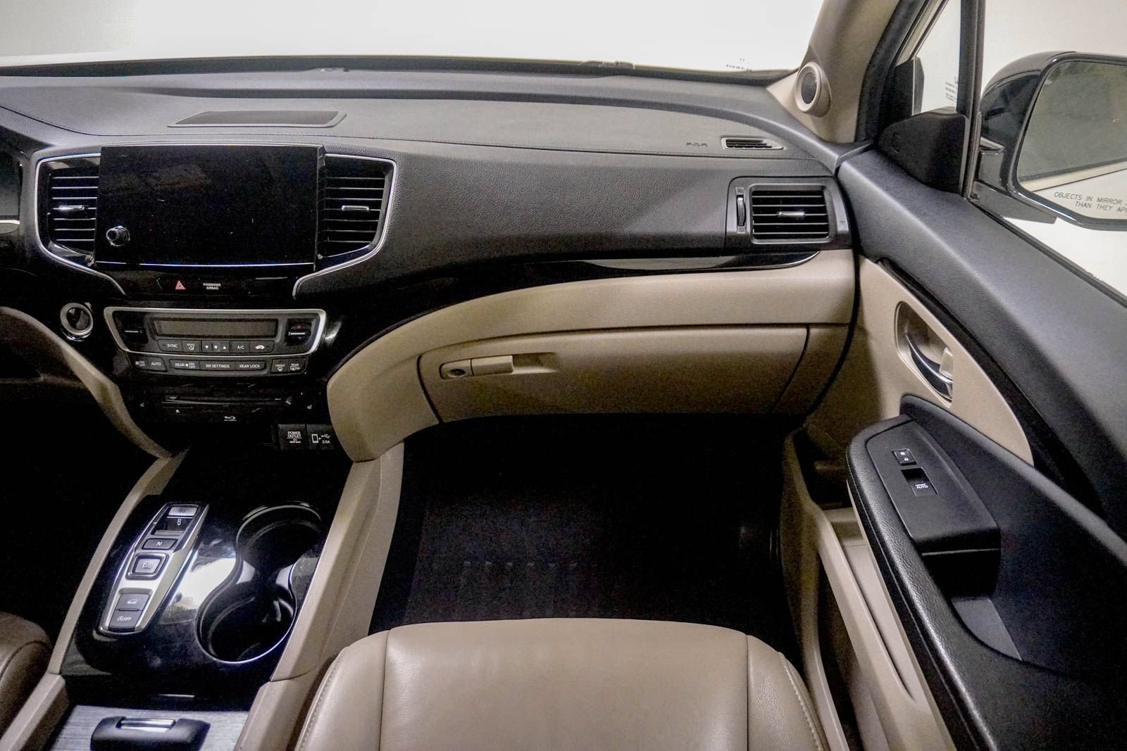 Used 2019 Honda Pilot Touring image 32