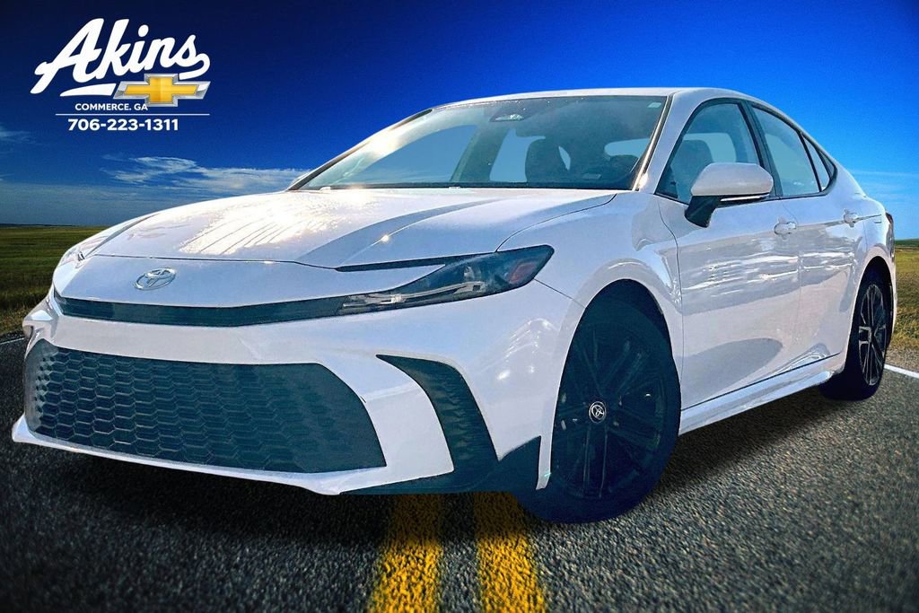 Used 2025 Toyota Camry SE