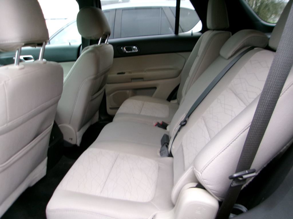 Used 2015 Ford Explorer 4WD image 11
