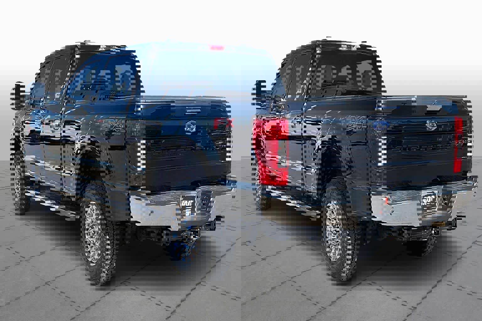 Used 2022 Ford F250 XLT w/ XLT Premium Package image 11