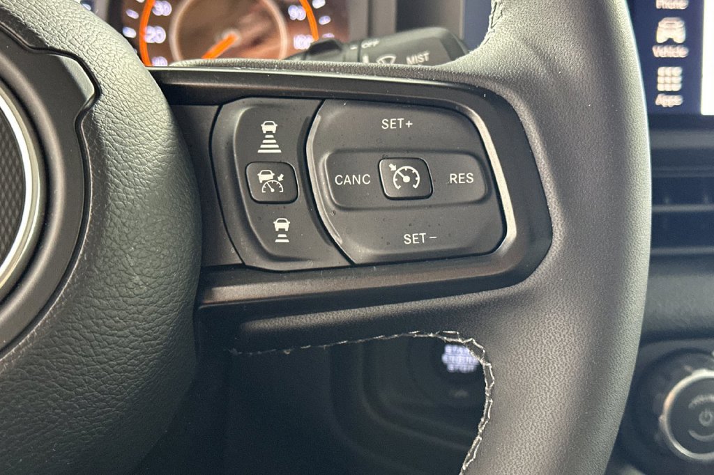 Used 2026 Jeep Wrangler Sport AWD/4WD image 28