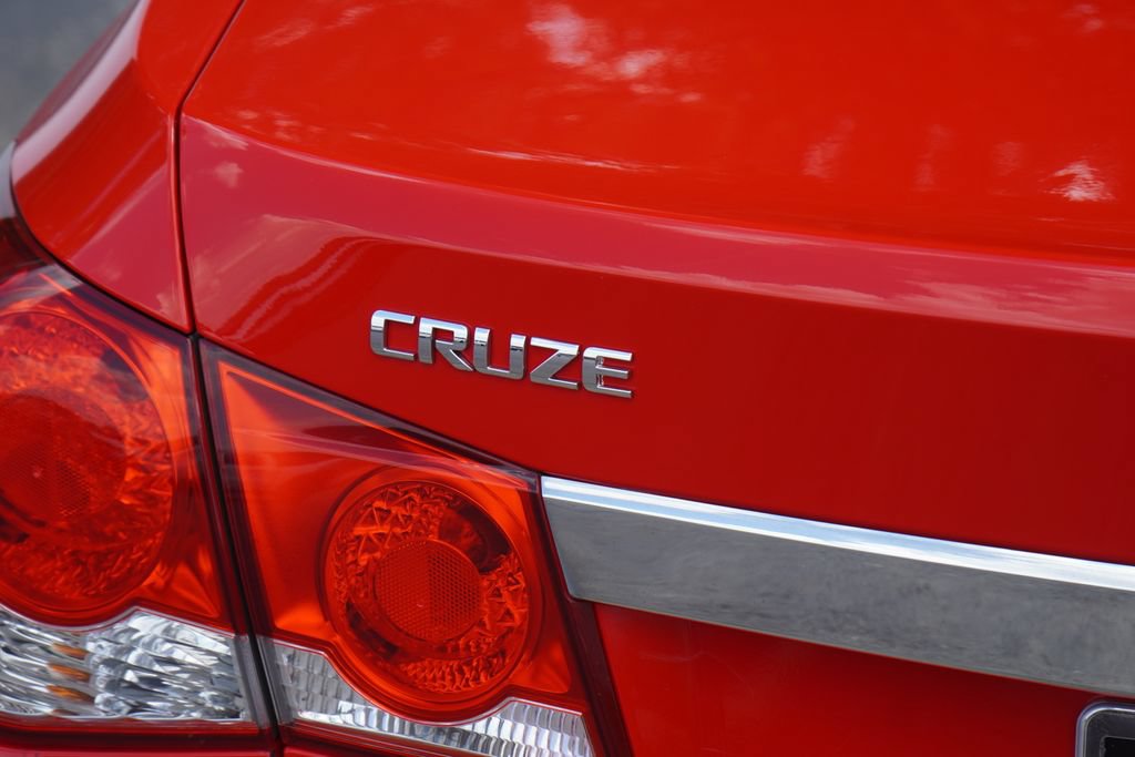 Used 2016 Chevrolet Cruze LTZ FWD image 7