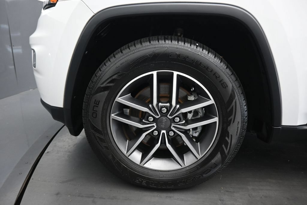 Used 2021 Jeep Grand Cherokee Limited AWD/4WD image 53