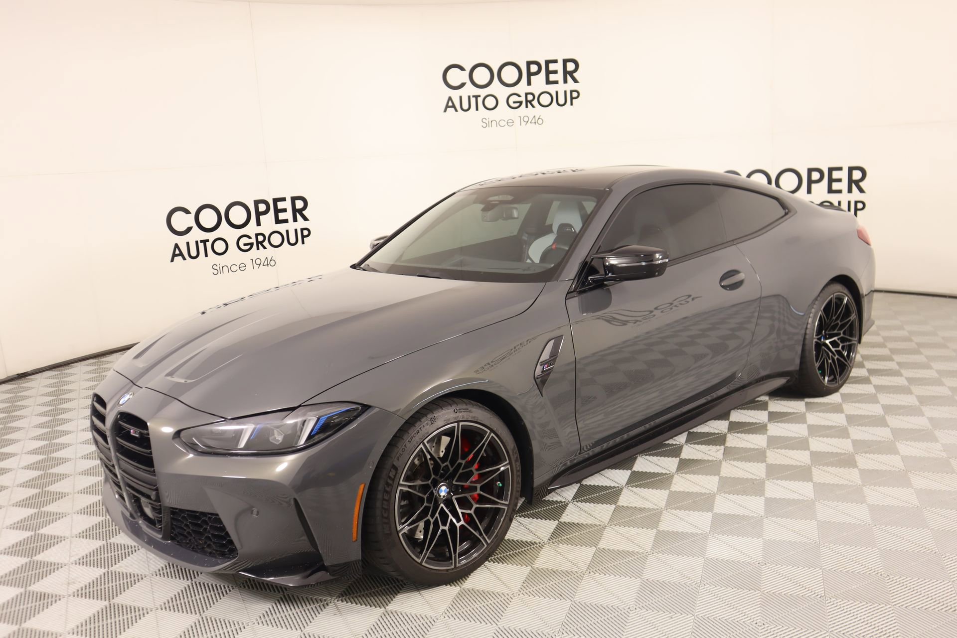 Used 2025 BMW M4 xDrive Competition AWD/4WD image 11