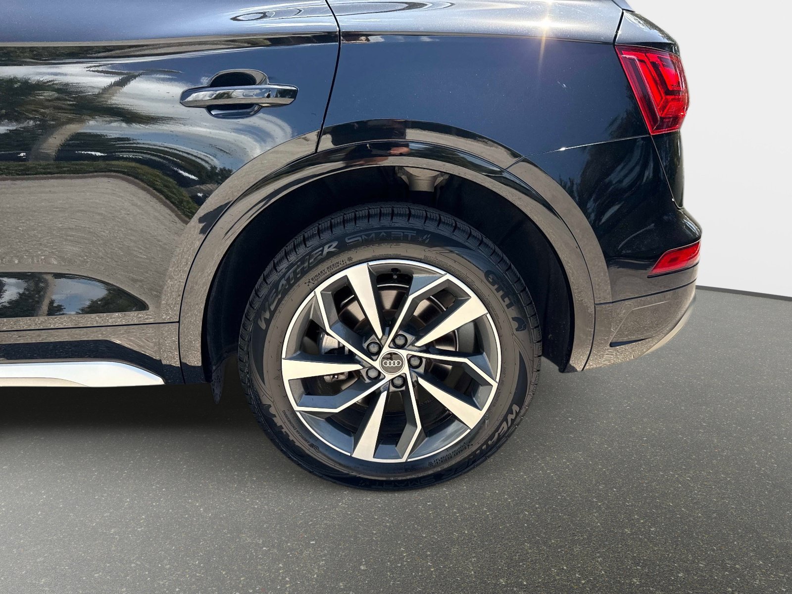 Certified 2023 Audi Q5 2.0T Premium Plus w/ Premium Plus Package AWD/4WD image 10