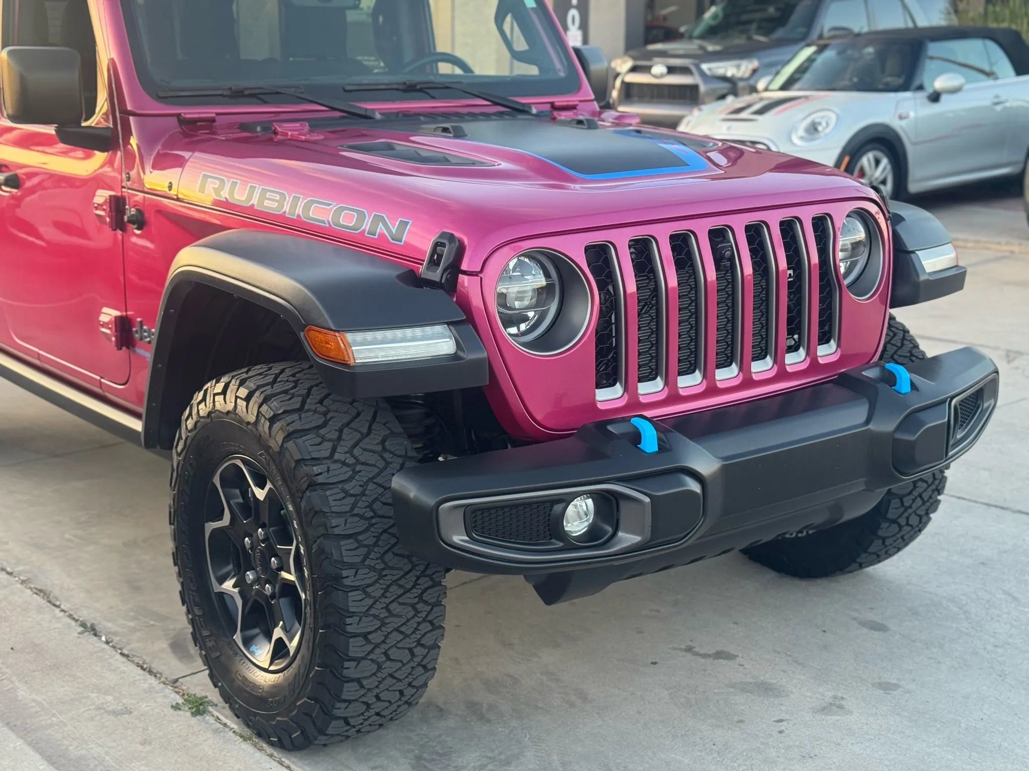 Used 2022 Jeep Wrangler Unlimited Rubicon 4xe w/ Safety Group image 41