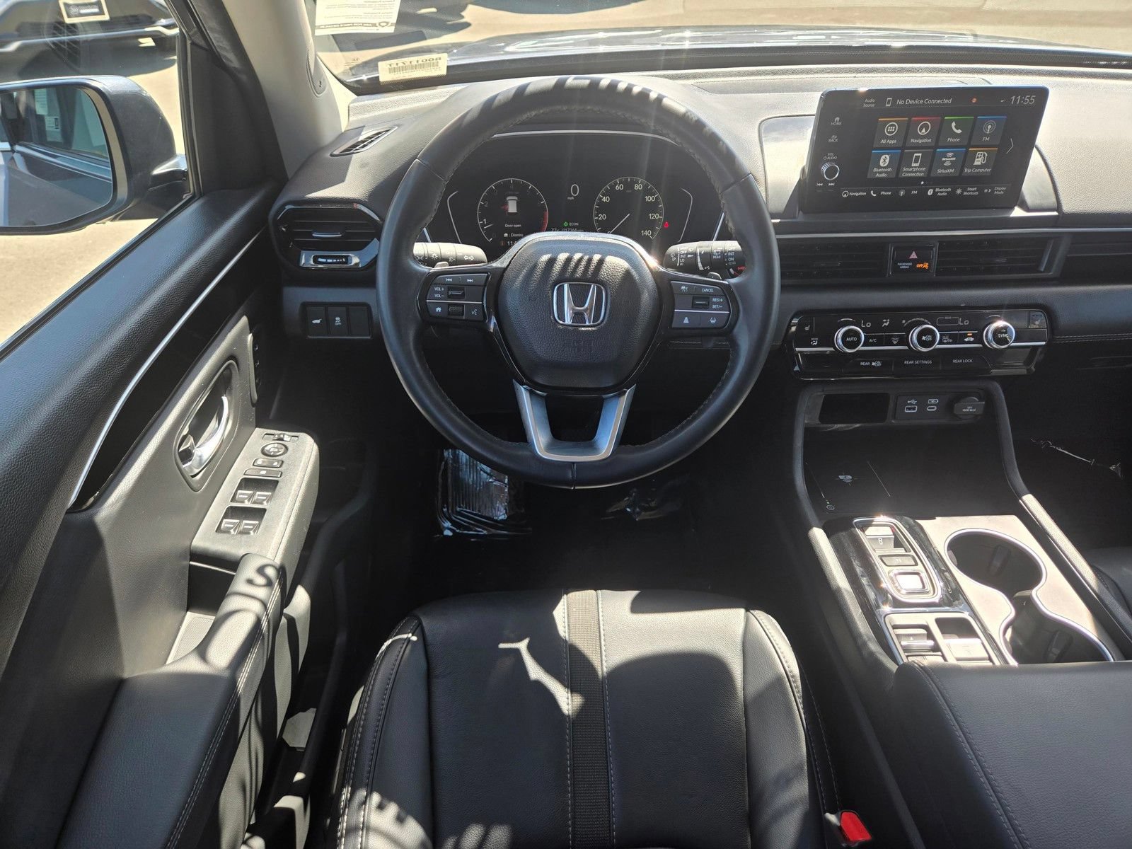 Certified 2025 Honda Pilot Touring image 18