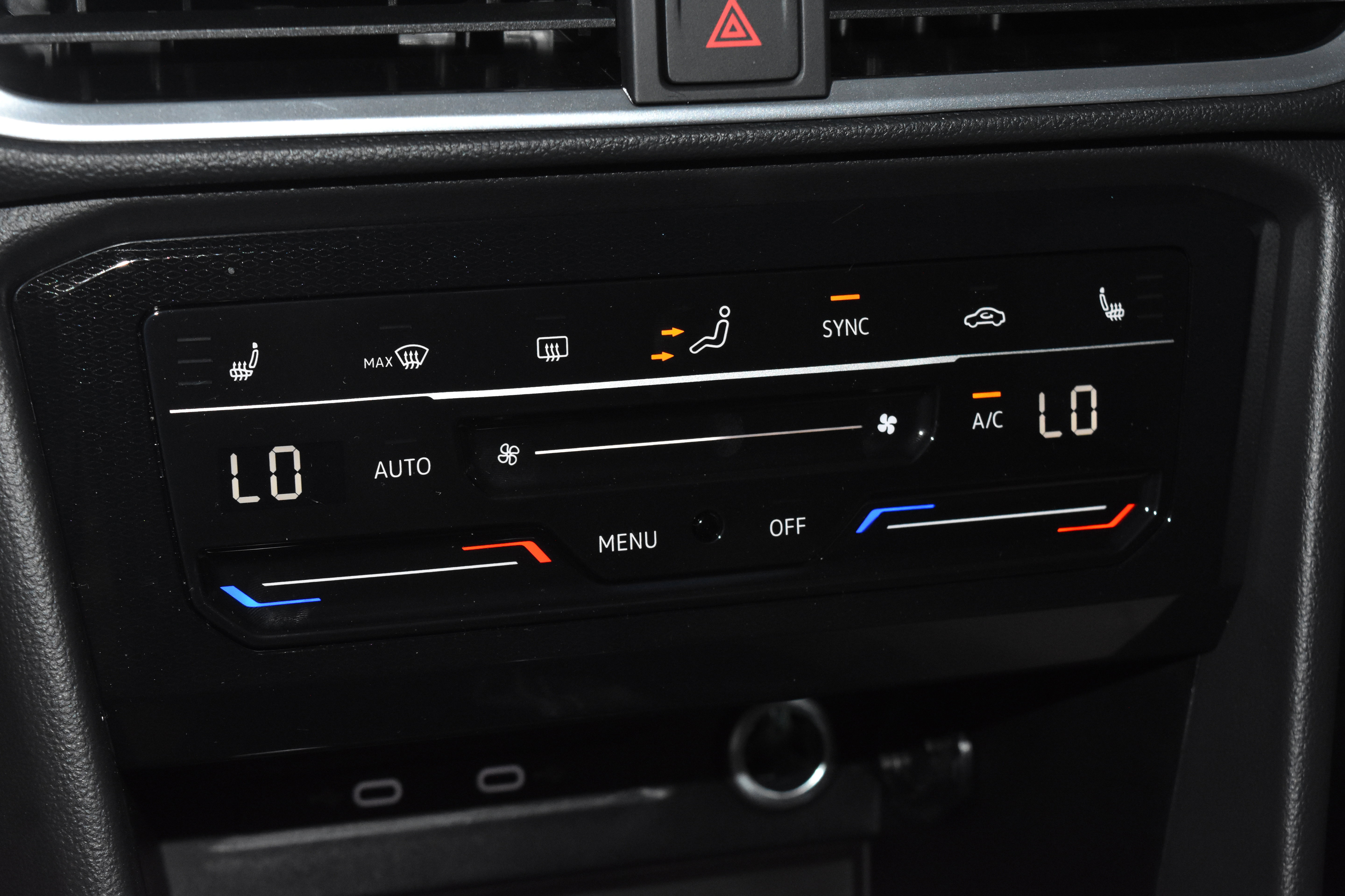 New 2026 Volkswagen Taos SE AWD/4WD image 10