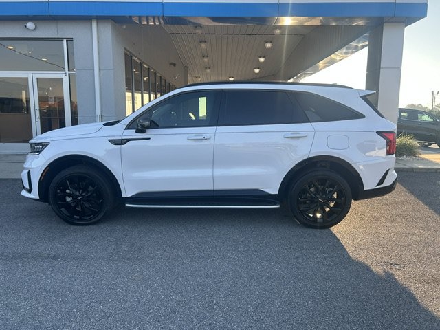 Used 2023 Kia Sorento SX