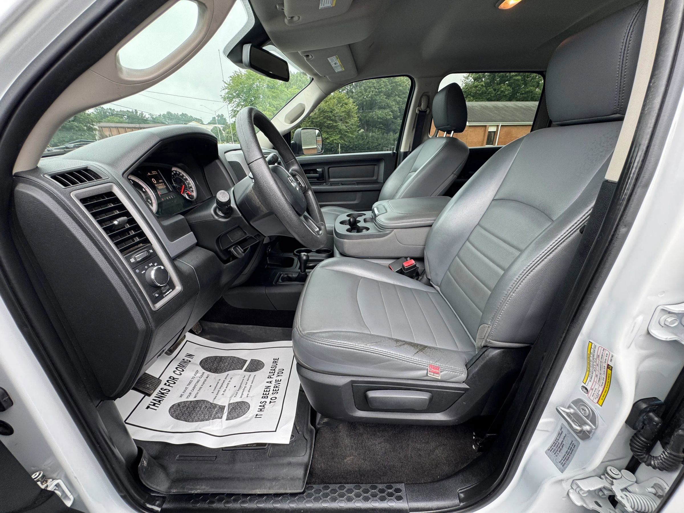 Used 2017 RAM 3500 Tradesman w/ Chrome Appearance Group image 14