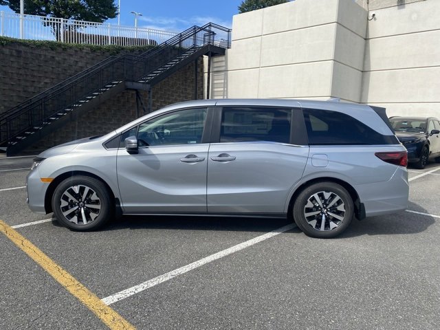 New 2026 Honda Odyssey EX-L image 4