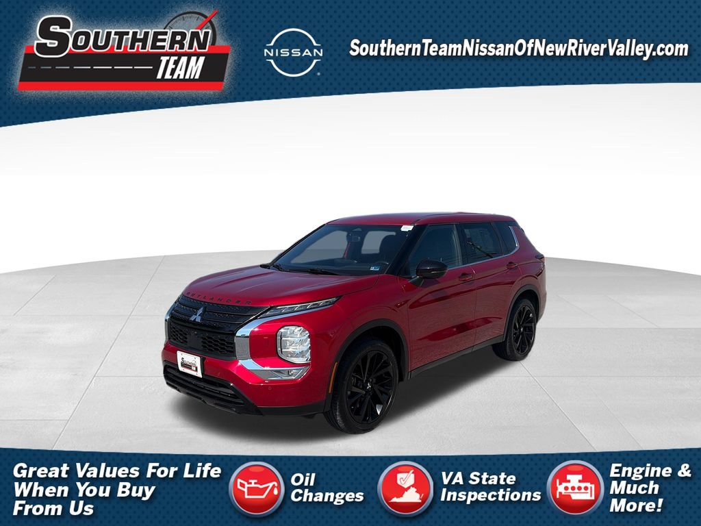 Used 2023 Mitsubishi Outlander SE Black Edition