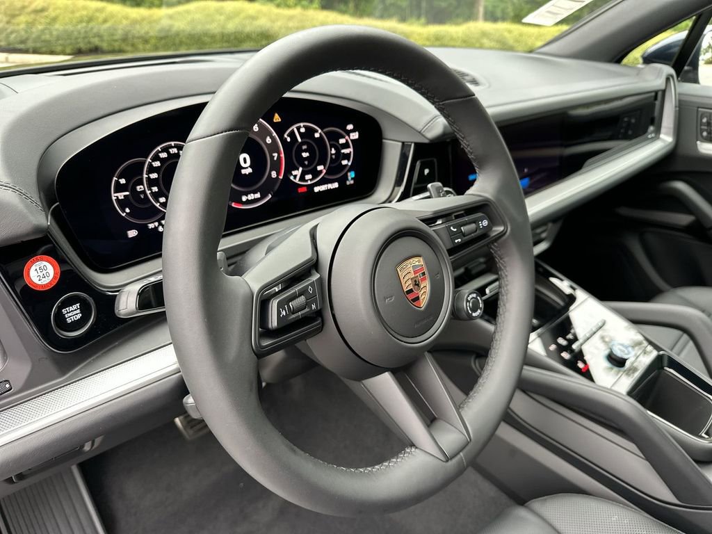 New 2026 Porsche Cayenne S image 18