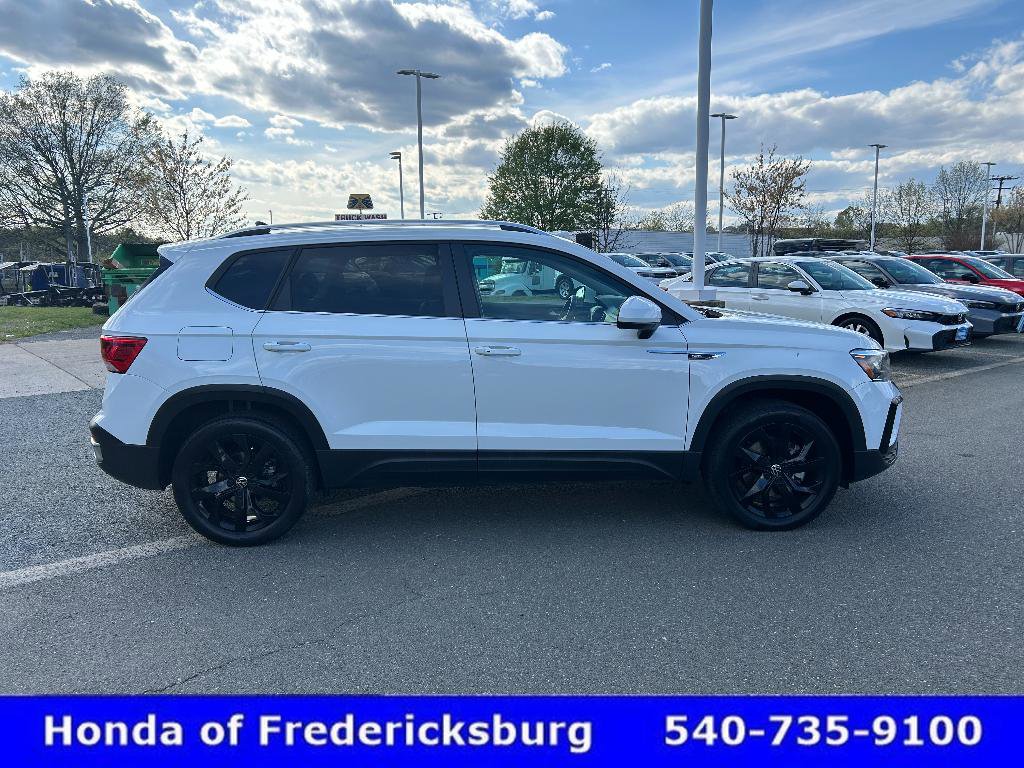 Used 2022 Volkswagen Taos SE AWD/4WD image 7