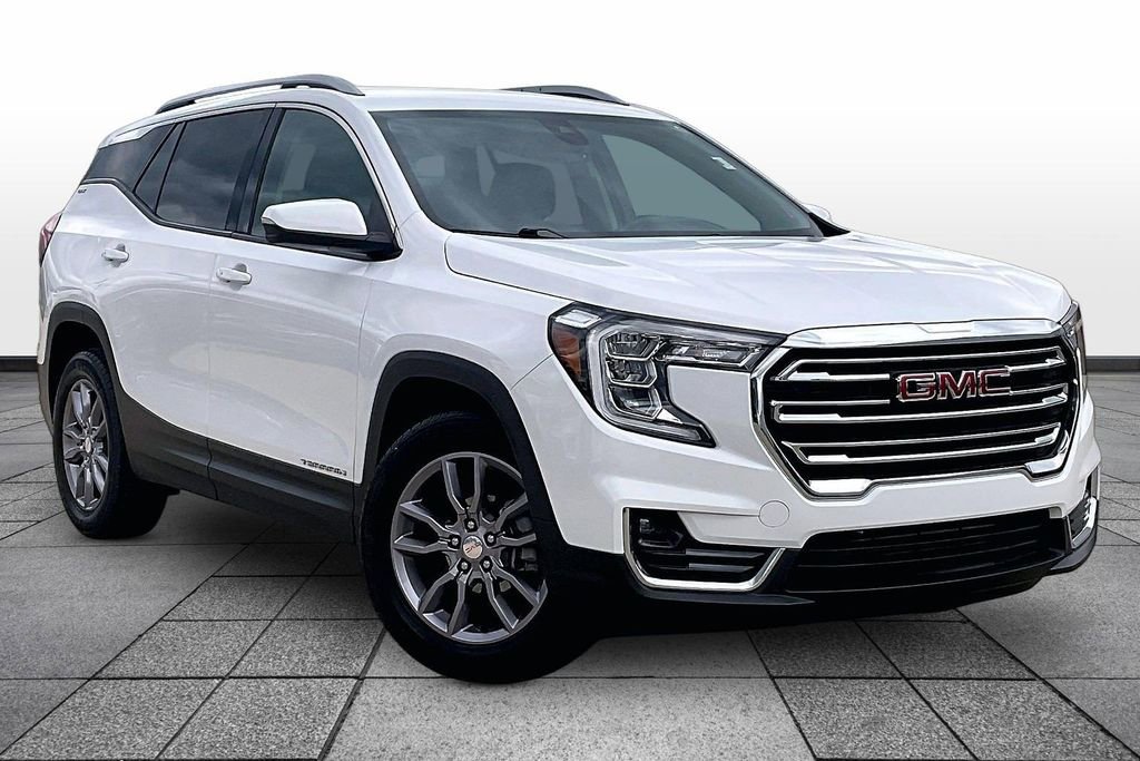 Used 2023 GMC Terrain SLT FWD image 2