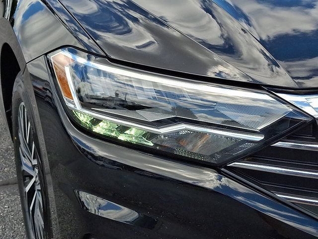 Certified 2021 Volkswagen Jetta S w/ Driver Assistance Package FWD image 12