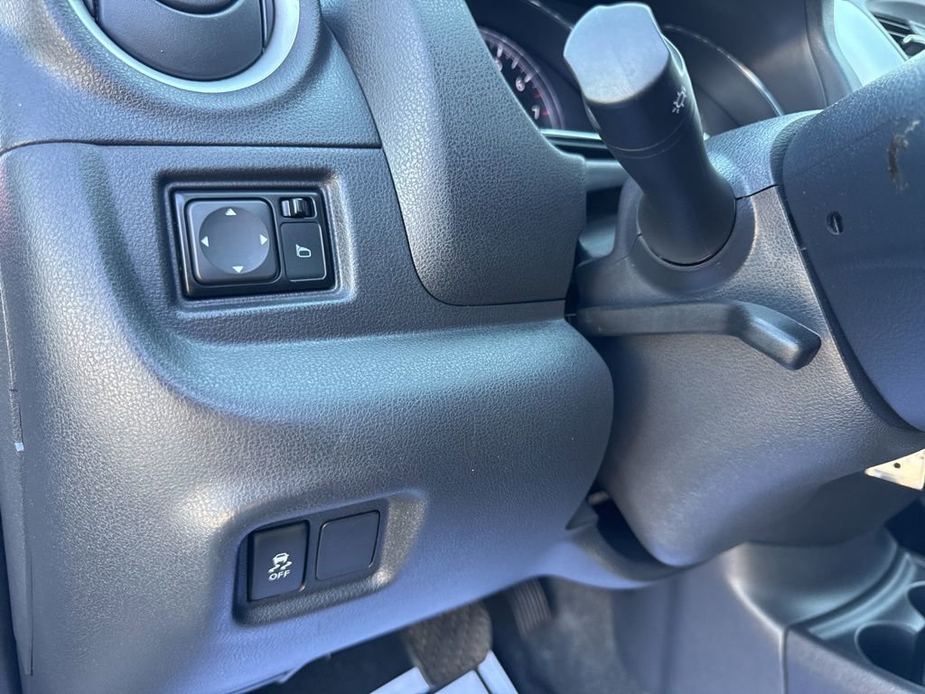 Used 2016 Nissan Versa SV image 14