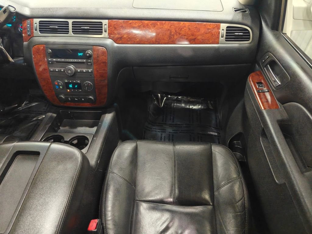 Used 2011 Chevrolet Tahoe LT image 27