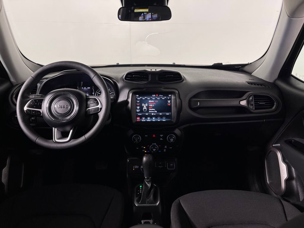Used 2023 Jeep Renegade Latitude image 14
