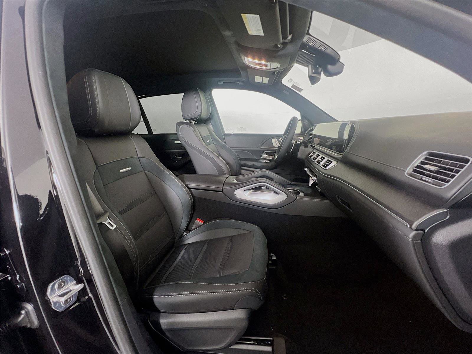 New 2026 Mercedes-Benz GLE 63 AMG S image 25