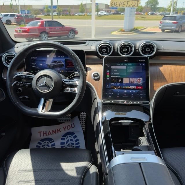Used 2023 Mercedes-Benz GLC 300 4MATIC image 15