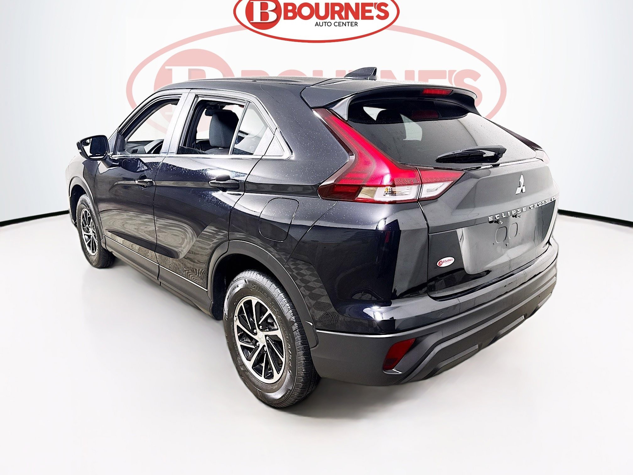Used 2024 Mitsubishi Eclipse Cross ES AWD/4WD image 6