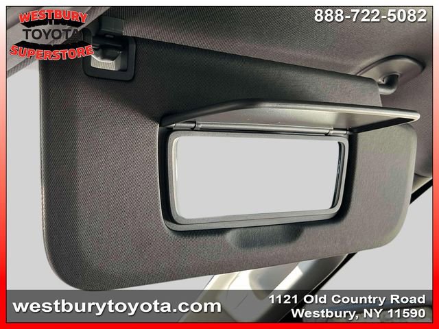 Used 2022 Chevrolet Silverado 1500 Custom Trail Boss AWD/4WD image 31