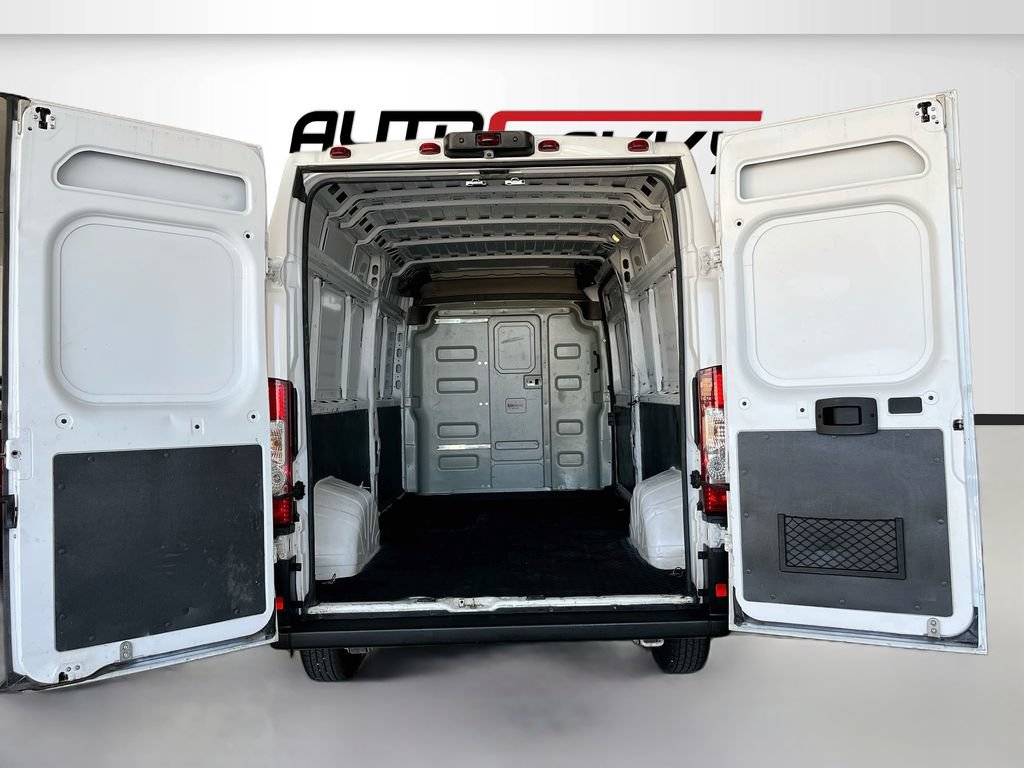 Used 2023 RAM ProMaster 2500 w/ Convenience Group FWD image 25