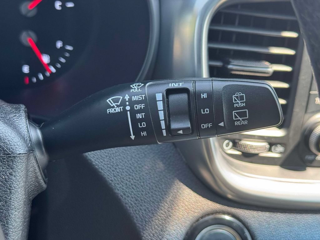 Used 2016 Kia Sorento SX w/ SXL Technology Package AWD/4WD image 23