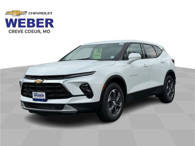 Used 2025 Chevrolet Blazer LT image 1