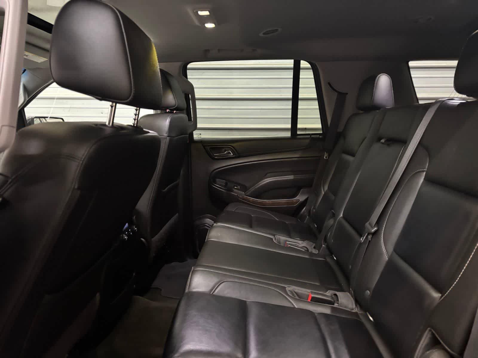 Used 2018 Chevrolet Tahoe LT w/ Luxury Package AWD/4WD image 25