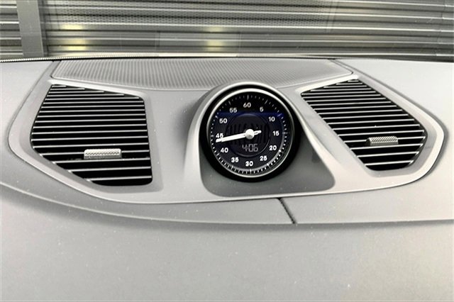 New 2026 Porsche Cayenne GTS image 30