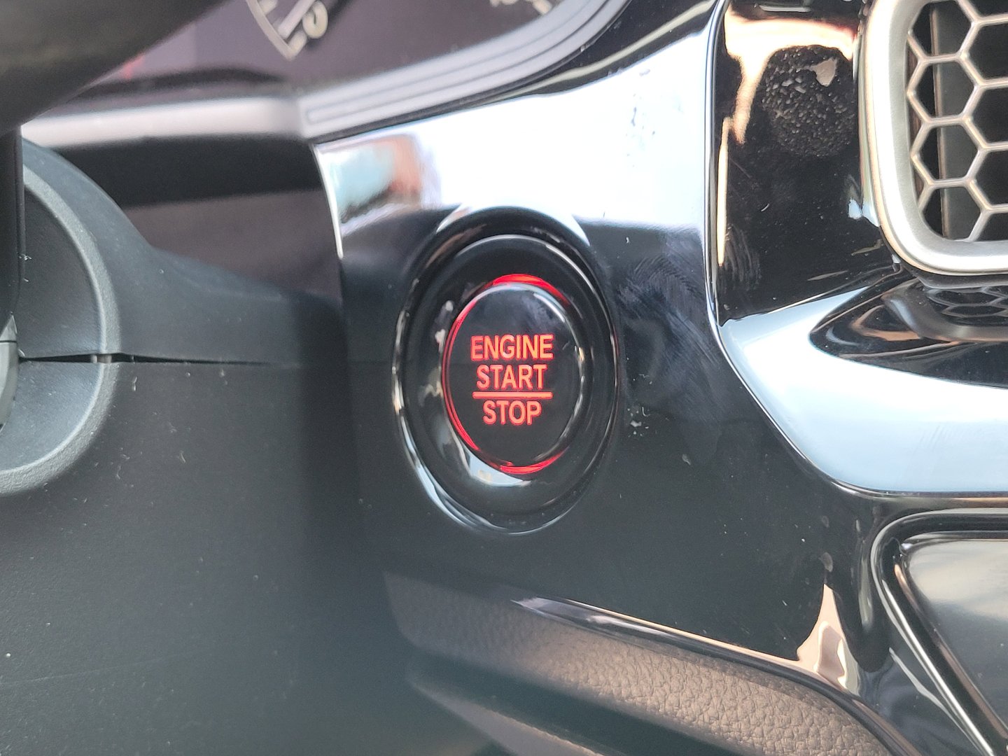 Certified 2025 Honda Civic Sport image 29