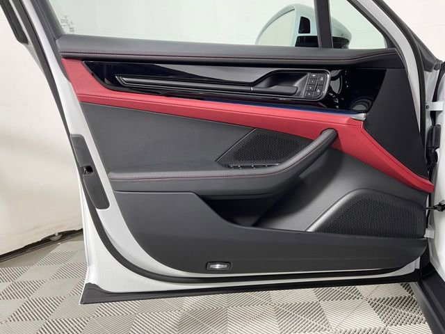 New 2026 Porsche Panamera image 34