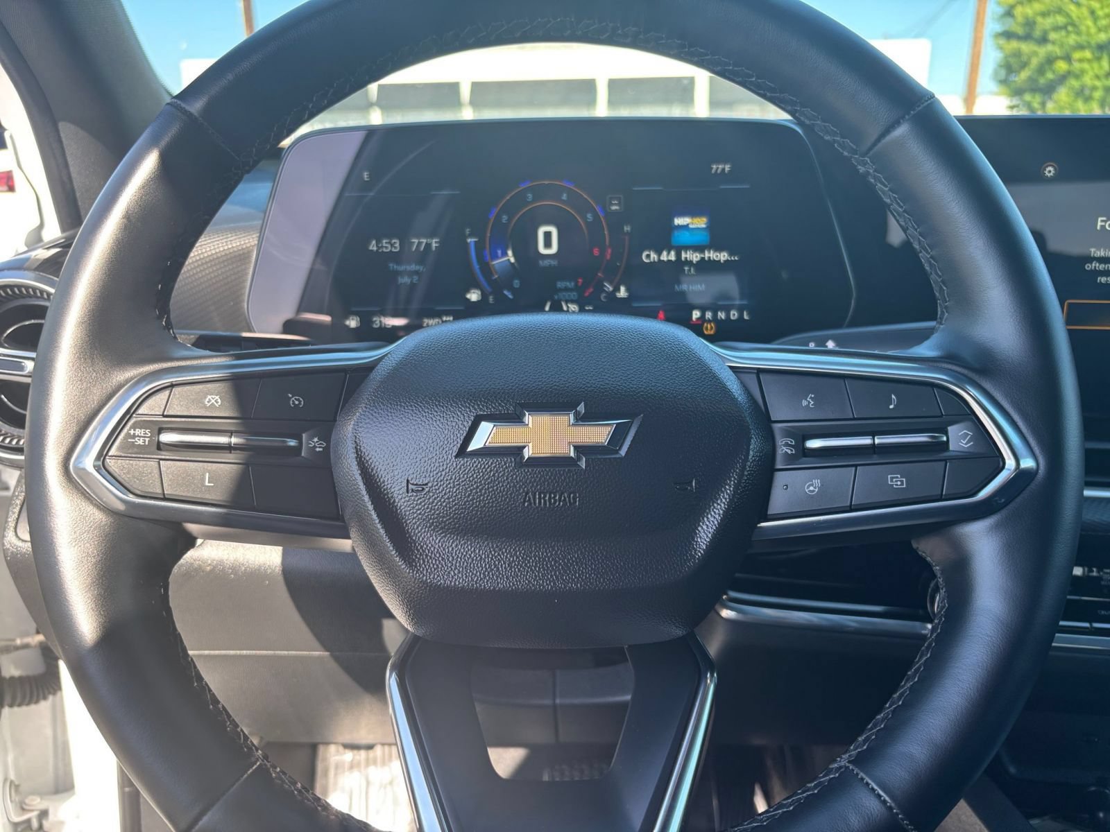 Used 2025 Chevrolet Equinox LT AWD/4WD image 29