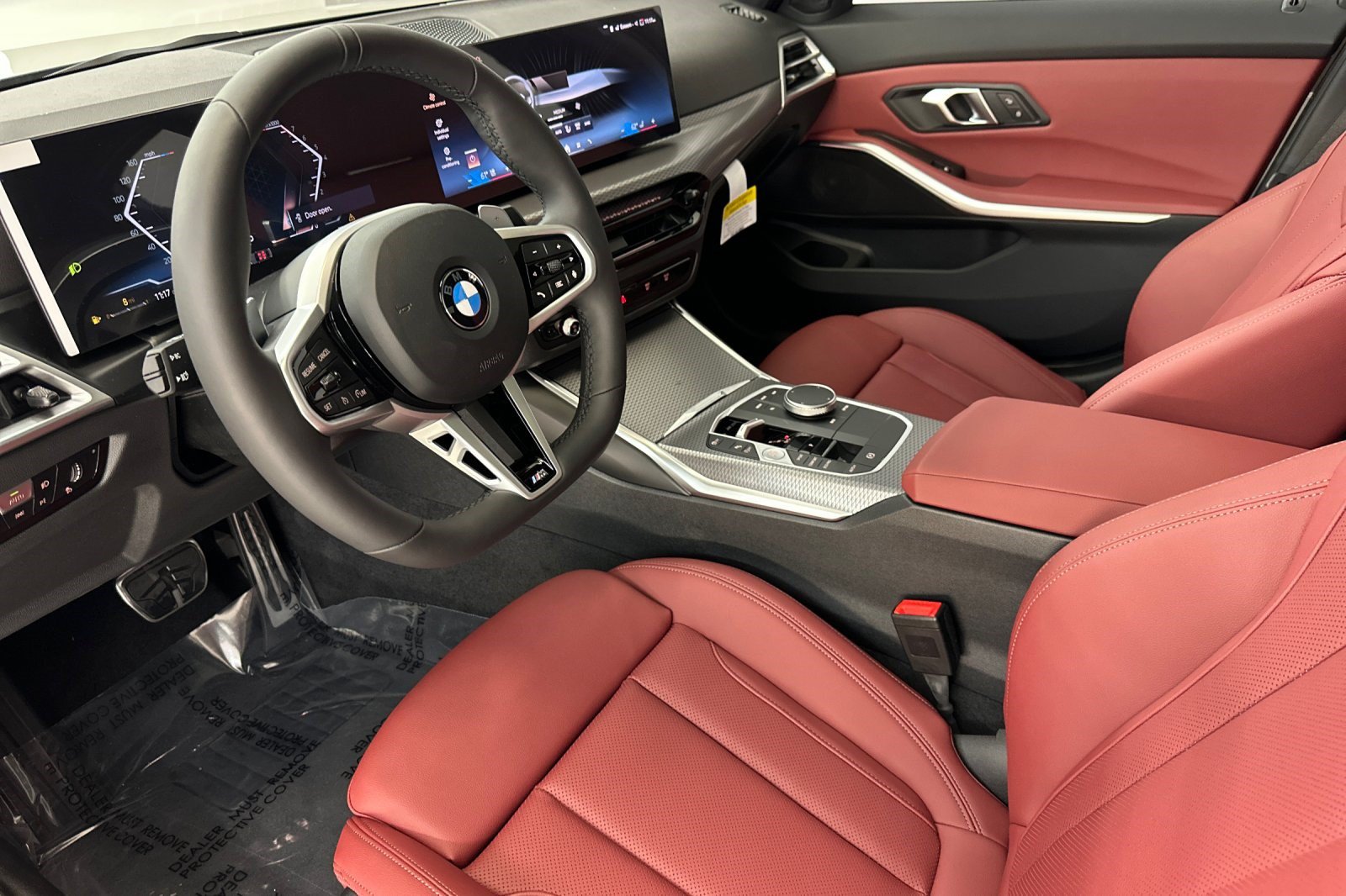 New 2026 BMW 330i Sedan w/ M Sport Package RWD image 4