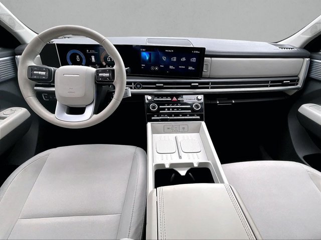 Used 2025 Hyundai Santa Fe SE FWD image 16