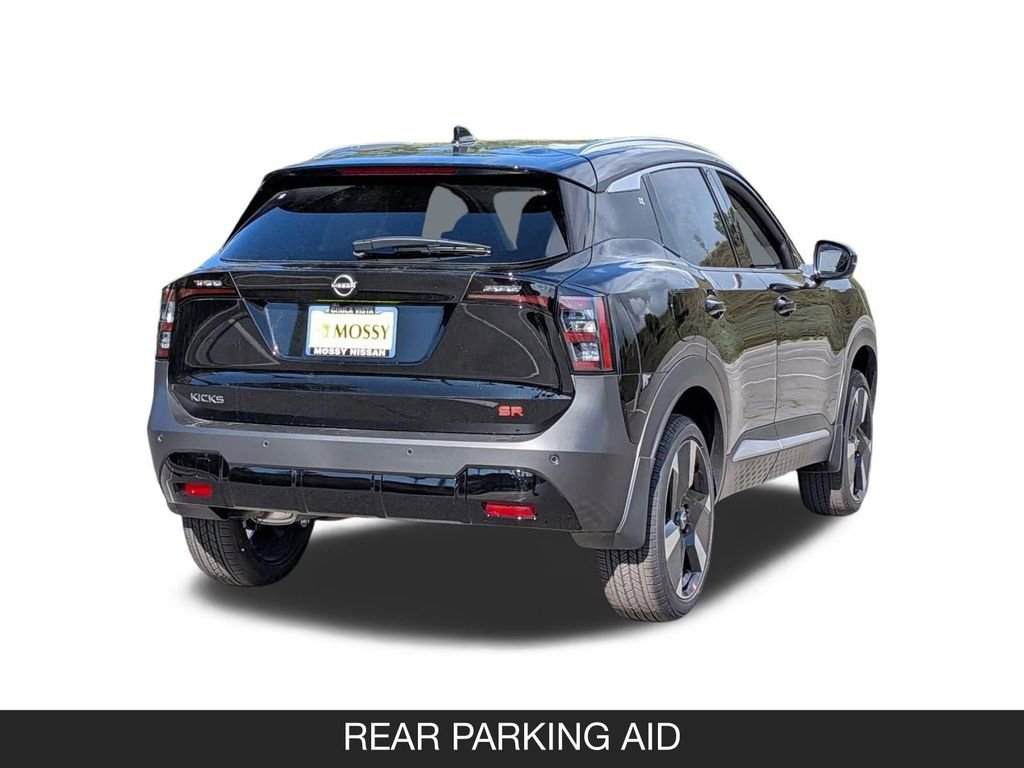 New 2026 Nissan Kicks SR FWD image 8