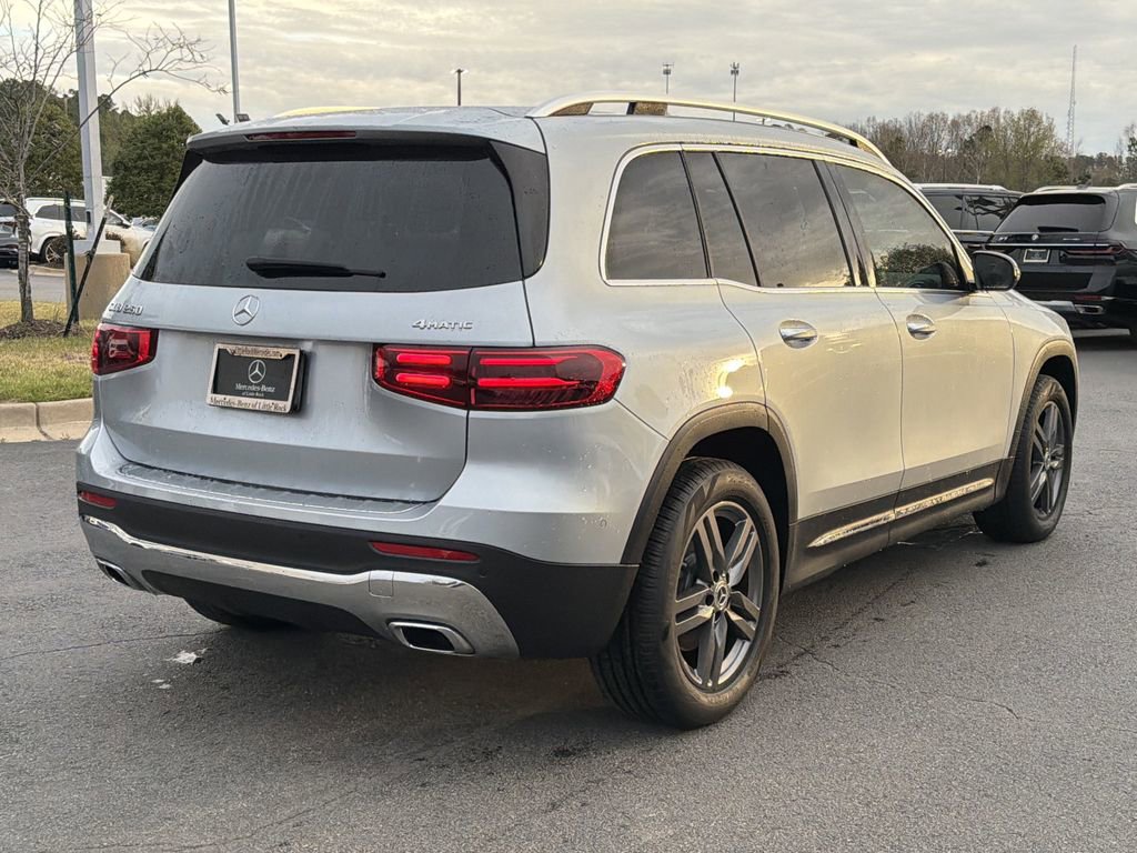 Certified 2026 Mercedes-Benz GLB 250 4MATIC image 5